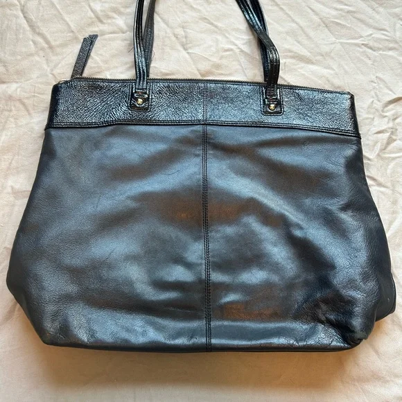 Coach Black Leather Tote Bag Signature Embossed Patch Zip Top Shoulder Purse - Picture 4 of 7